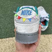 SB Dunk Low Ice D02326-001 - 5