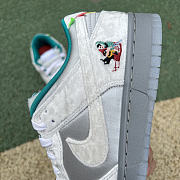 SB Dunk Low Ice D02326-001 - 3