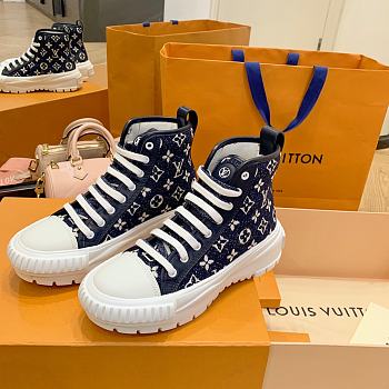 LV SQUAD SNEAKER BLUE BOOT