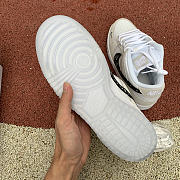 Dior x NIKE SB DUNK LOW WOLF GREY BQ 6817-002 - 4