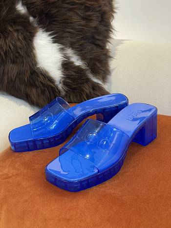 Gucci slide sandal blue