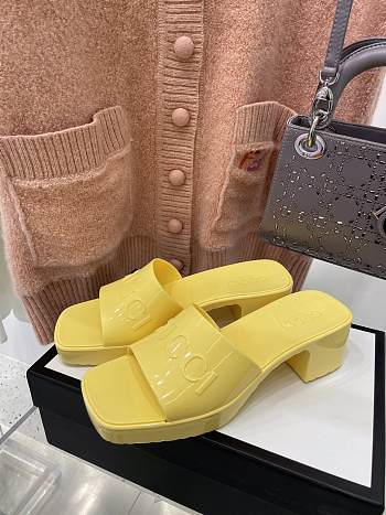 Gucci rubber slide sandal yellow