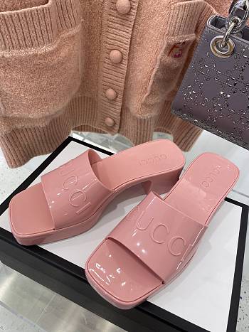 pastel gucci slides