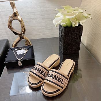 Chanel  slide sandal 01