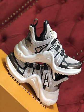 Louis Vuitton ARCHLIGHT SNEAKER 021