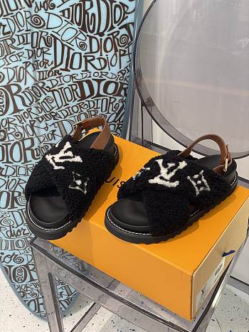 PASEO FLAT COMFORT SANDAL 02