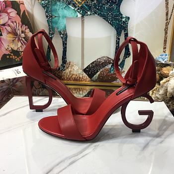Calfskin nappa sandals with DG heel 02