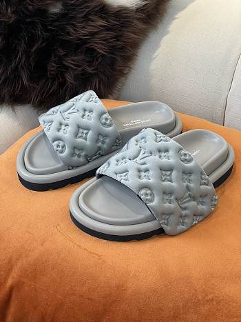 POOL PILLOW COMFORT MULE 05