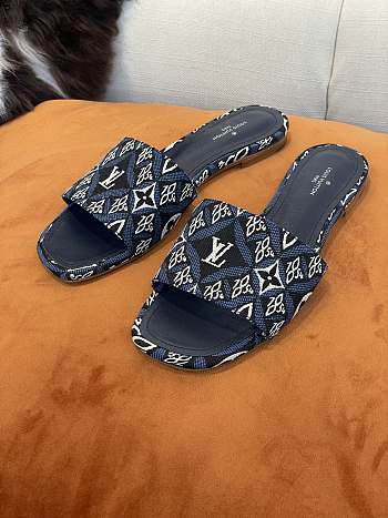 REVIVAL FLAT MULE 05
