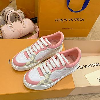 Louis Vuitton TIME OUT SNEAKER Light 06