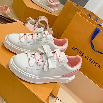 Louis Vuitton TIME OUT SNEAKER Light 07