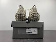 Balenciaga Defender Beige 685613W2RA69700 - 4