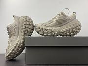 Balenciaga Defender Beige 685613W2RA69700 - 2