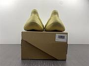 adidas Yeezy Foam RNNR Sulfur GV6775 - 6