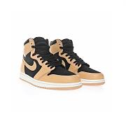 The Air Jordan 1 Retro High OG “Heirloom”  555088-202 - 2
