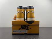 Air Jordan 1 High OG “Taxi” 555088-711 - 3