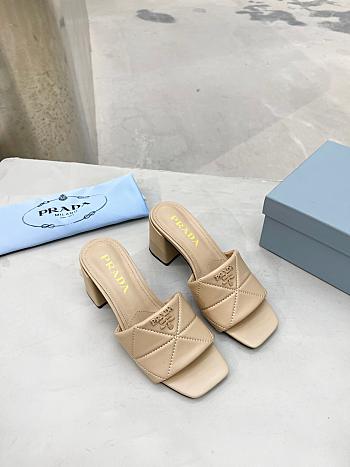Quilted nappa leather heeled sandals - Desert Beige