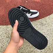 Air Jordan 1 Low Revisits The “Homage” Colorblocking In Black And White - 6