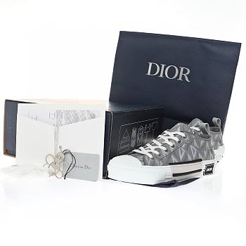 B23 High-Top Sneaker Dior Gray CD Diamond Canvas 3SN249ZPP_H868