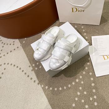 D-WANDER SNEAKER 02