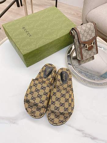 Women's platform slide sandal 09