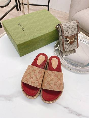 Women's platform slide sandal 12