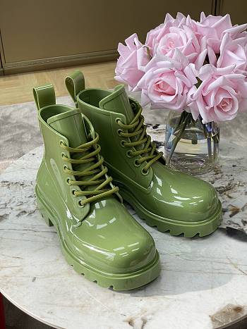 Bottega Veneta Stride 01