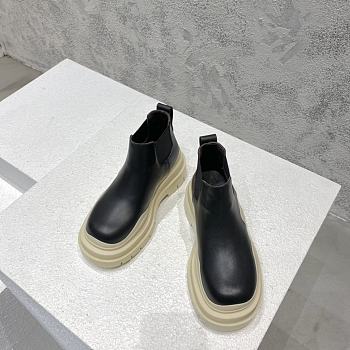 Bottega Veneta Flash Low Chelsea Boot 10