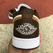 Jordan 1 Low SE Light Olive (W) DV0426-301  - 5