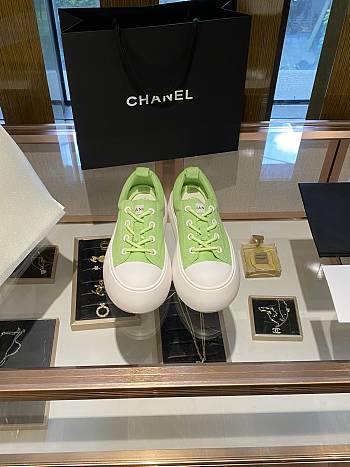 Chanel sneaker low 01