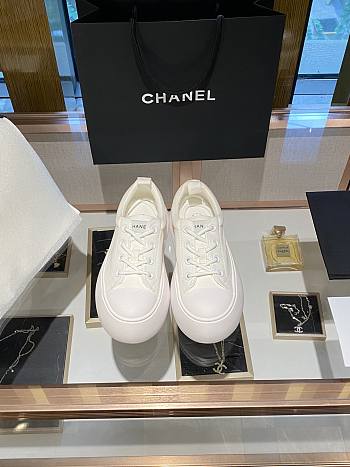 Chanel sneaker low 04