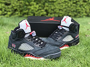 Air Jordan 5 Gore-Tex “Off-Noir” Supreme DR0092-001 - 2