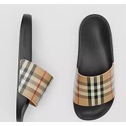Burberry Embossed Logo Slides Archive Beige - 2