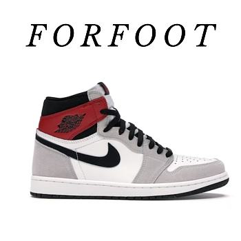 Air Jordan 1 “Light Smoke Grey”555088-126