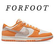 Nike Dunk Low AS Safari Swoosh Kumquat DR0156-800 - 1