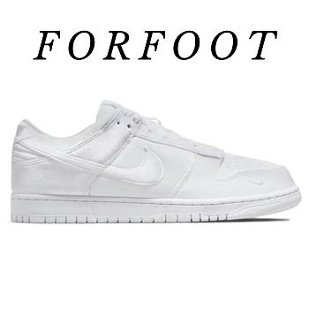 The Dover Street Market x Nike SB Dunk Low DH2686-100