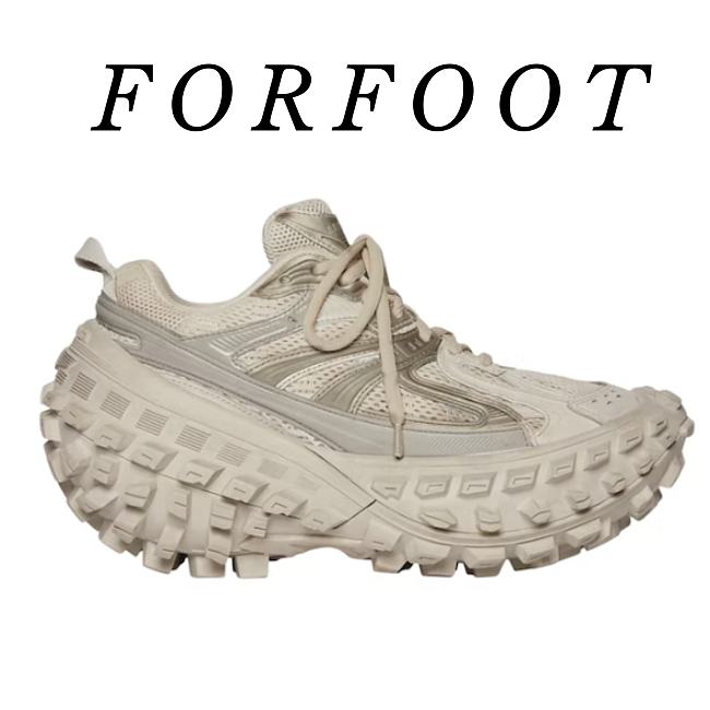 Balenciaga Defender Beige 685613W2RA69700 - 1