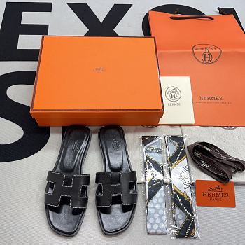 Hermes Oran sandal
