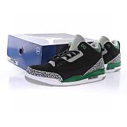Air Jordan 3 Retro Pine Green - CT8532-030 - 3