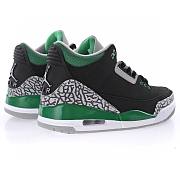 Air Jordan 3 Retro Pine Green - CT8532-030 - 4