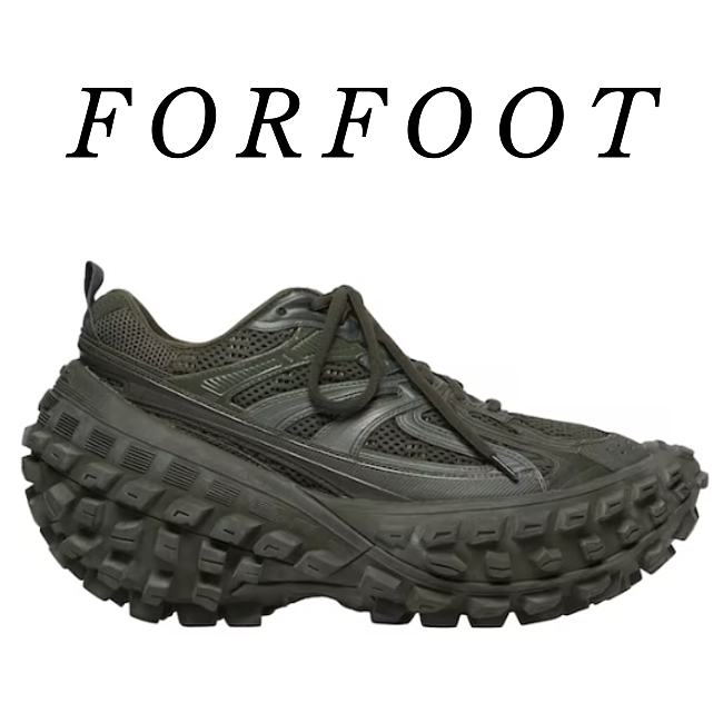 Balenciaga Defender Green 685613W2RA63000 - 1