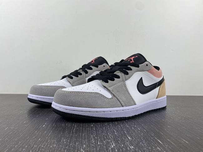 Air Jordan 1 Low  - 1