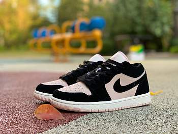 Air Jordan 1 Low “Guava Ice” DC0774-003