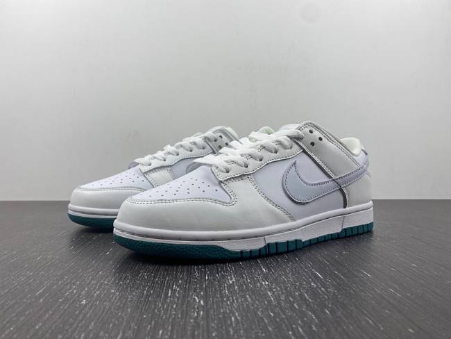 Nike Dunk Low GS 'Features Green ' FD9911-101 - 1