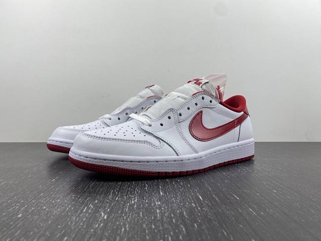 	 Air Jordan 1 Retro Low White Varsity Red - 705329-101 - 1