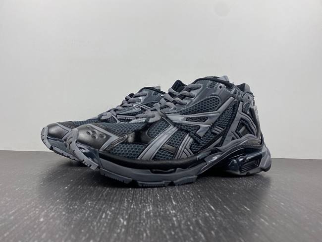 	 BALENCIAGA -Runner 677403 W3RBR 151547 - 1