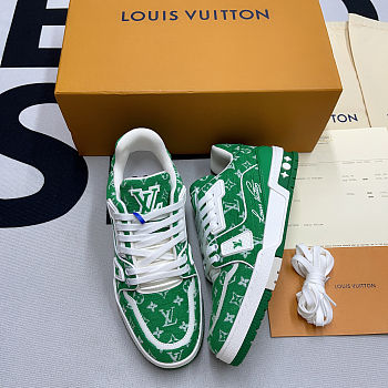 LV Trainer Sneaker Green Logo