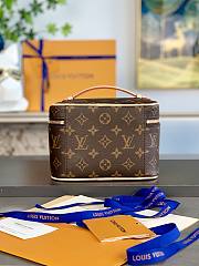 LV Nice Mini Toiletry Pouch Monogram Canvas size 20 x 13.5 x 12 - 6