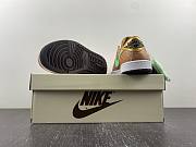 	 Travis Scott x Air Jordan 1 Low - 4