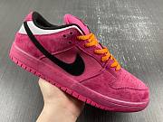 	 Run The Jewels x Nike SB Dunk Low DX4356-600 - 6